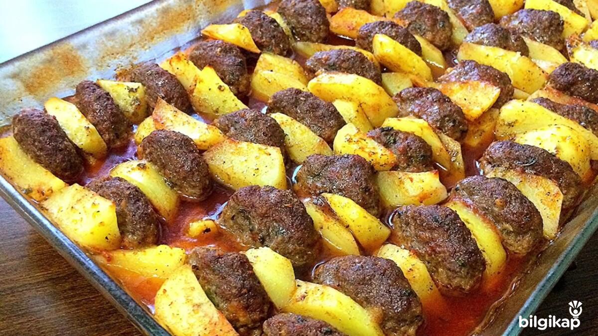 Fırında Köfte Patates  Et Yemekleri Köfte Tarifleri Tarifler